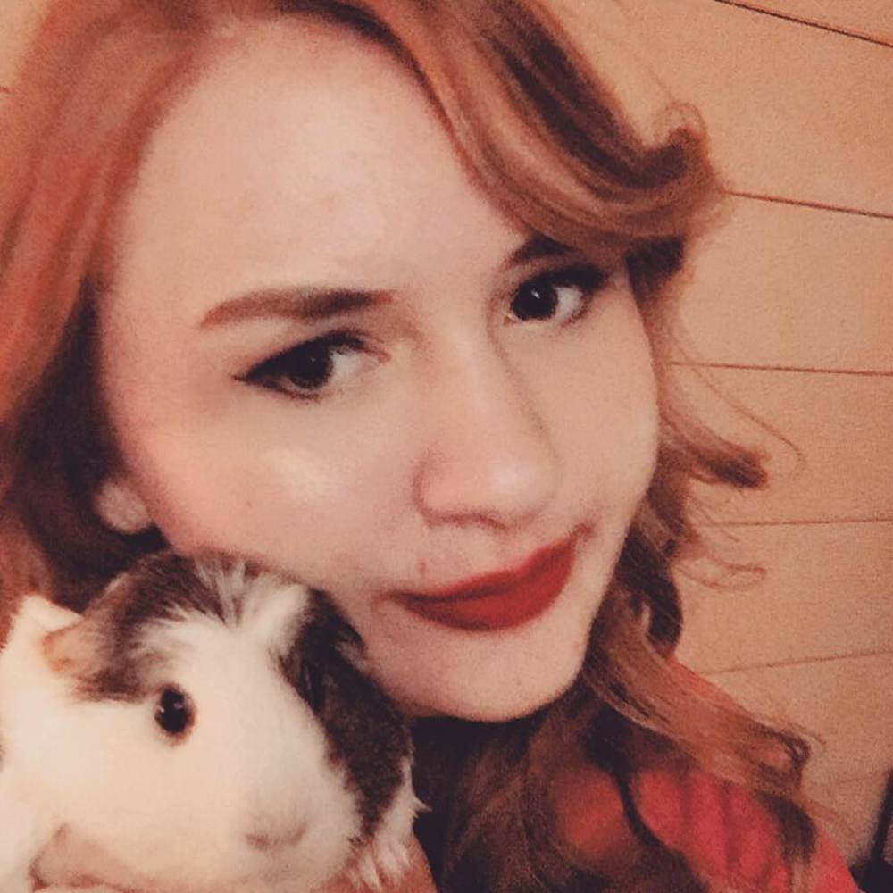 Meet your Posher, Brooke